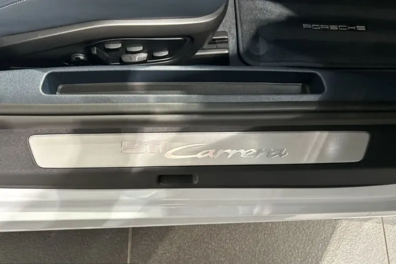 Porsche 992 din 2025 cu 5.200 km - oferta POR242899 - foto 24