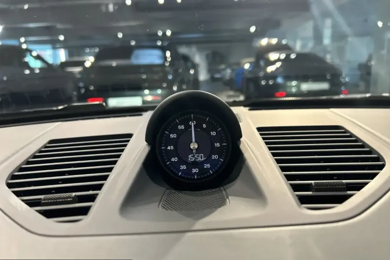 Porsche 992 din 2025 cu 5.200 km - oferta POR242899 - foto 27