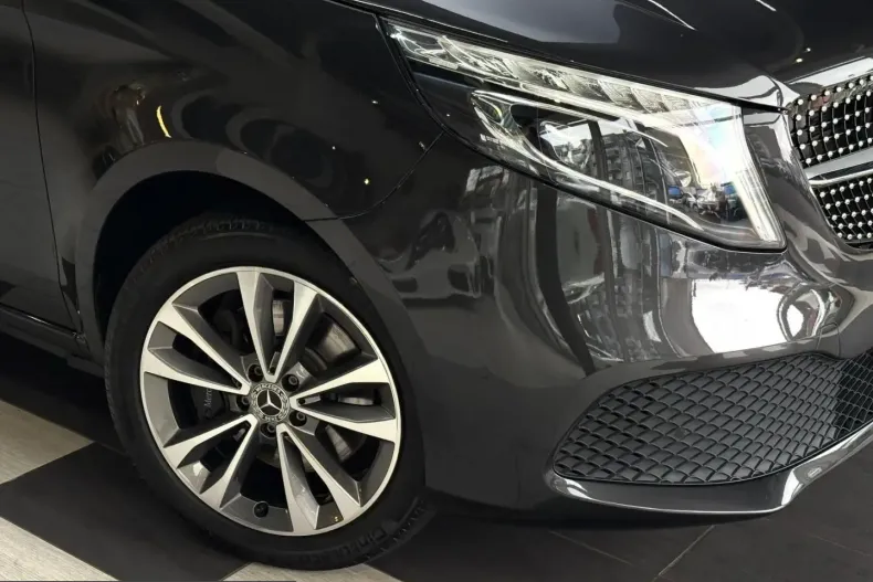 Mercedes-Benz V 300 (Clasa V) din 2021 cu 69.000 km - oferta MER242904 - foto 5