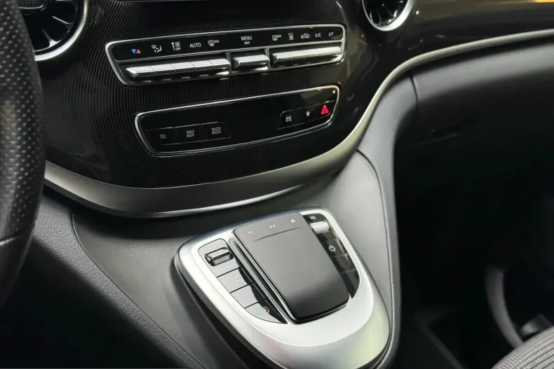 Mercedes-Benz V 300 (Clasa V) din 2021 cu 69.000 km - oferta MER242904 - foto 17