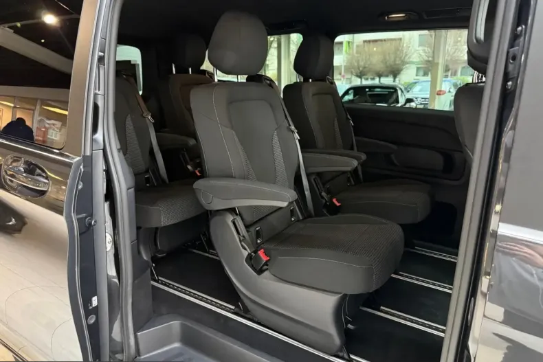 Mercedes-Benz V 300 (Clasa V) din 2021 cu 69.000 km - oferta MER242904 - foto 22