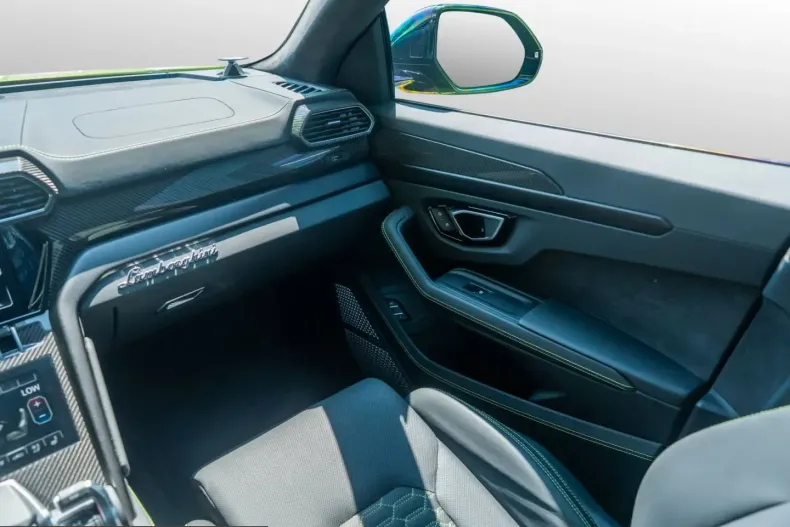 Lamborghini Urus din 2023 cu 46.550 km - oferta LAM242908 - foto 27