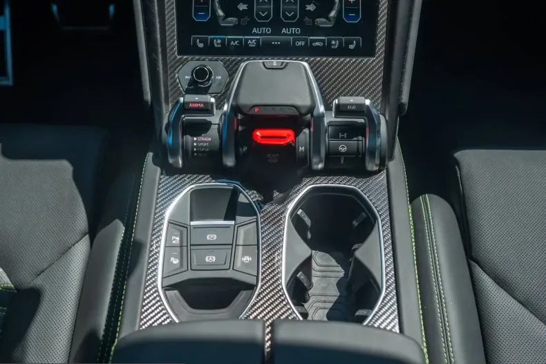 Lamborghini Urus din 2023 cu 46.550 km - oferta LAM242908 - foto 28