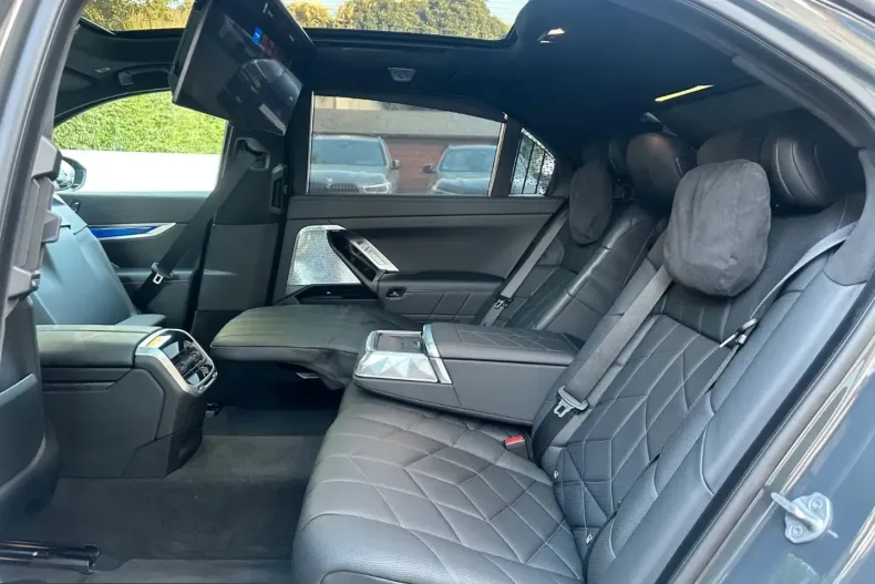 BMW i7 (Seria 7) din 2023 cu 65.000 km - oferta BMW242920 - foto 34