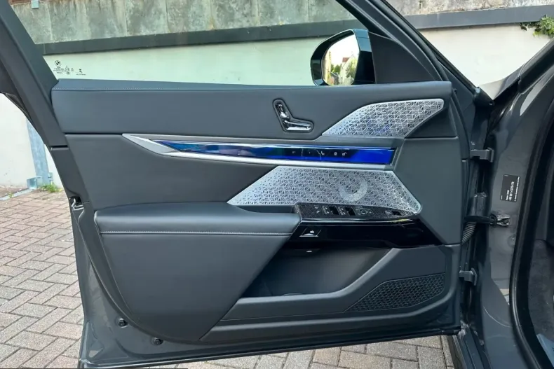 BMW i7 (Seria 7) din 2023 cu 65.000 km - oferta BMW242920 - foto 43
