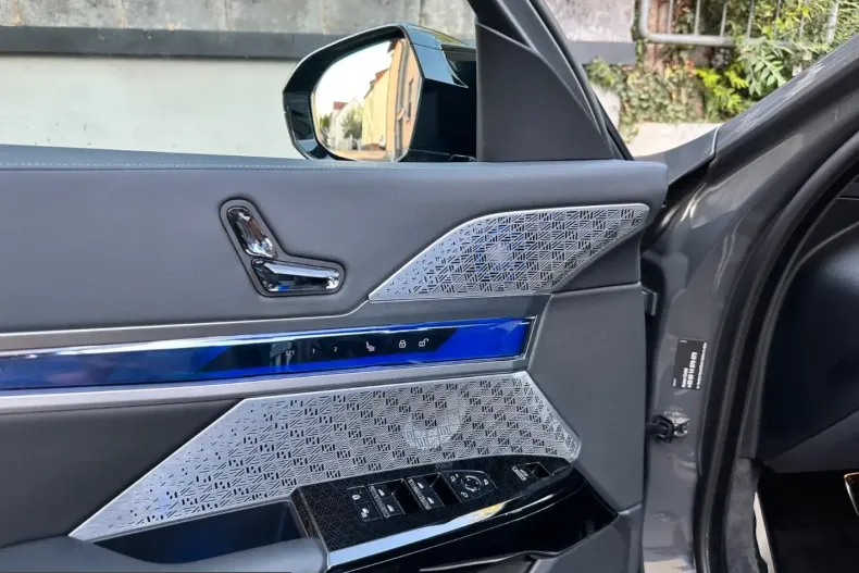 BMW i7 (Seria 7) din 2023 cu 65.000 km - oferta BMW242920 - foto 44