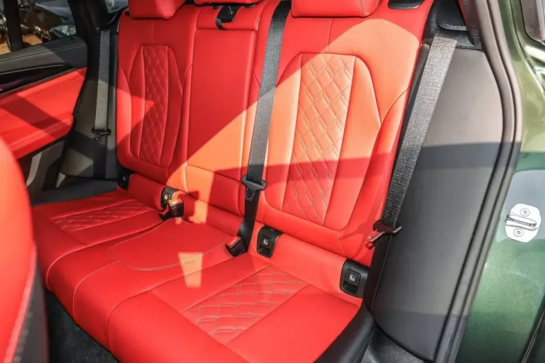 BMW X4 (Seria X) din 2024 cu 35.108 km - oferta BMW242930 - foto 17