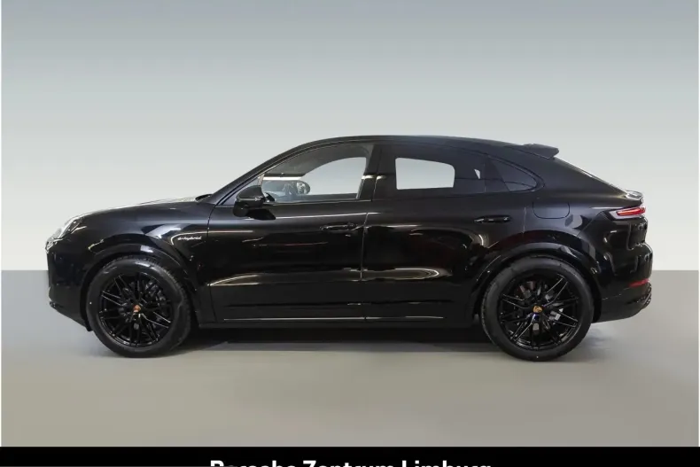 Porsche Cayenne din 2025 cu 9.900 km - oferta POR242932 - foto 3
