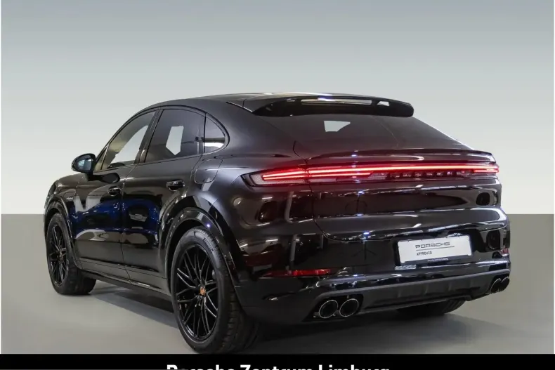 Porsche Cayenne din 2025 cu 9.900 km - oferta POR242932 - foto 4