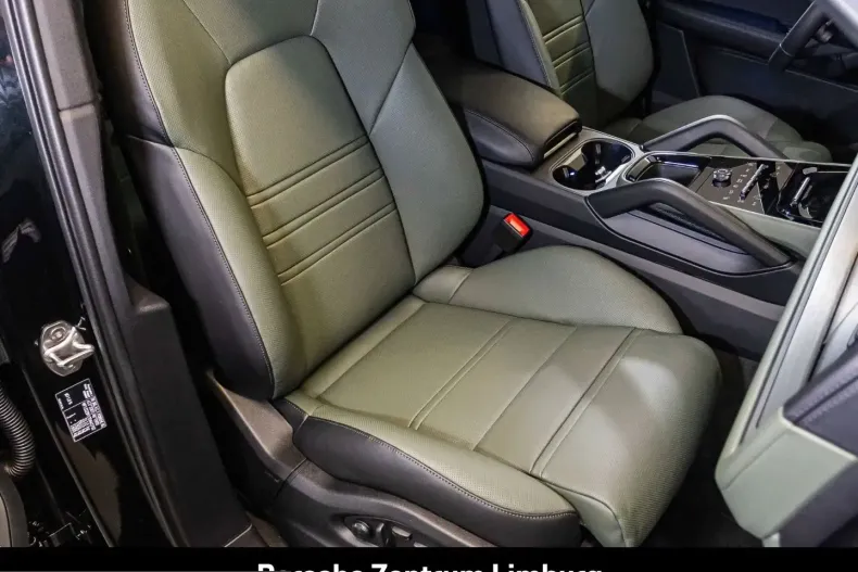 Porsche Cayenne din 2025 cu 9.900 km - oferta POR242932 - foto 15