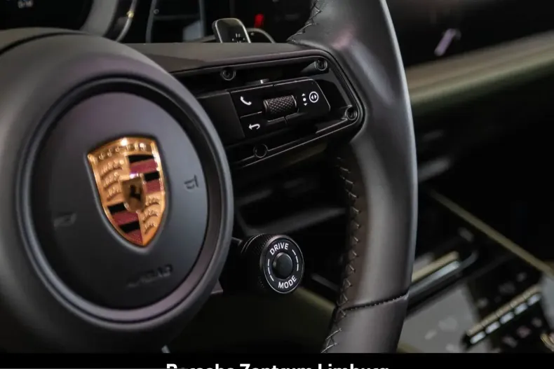 Porsche Cayenne din 2025 cu 9.900 km - oferta POR242932 - foto 30
