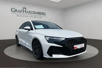 Audi RS3 din 2024 - oferta AUD242935