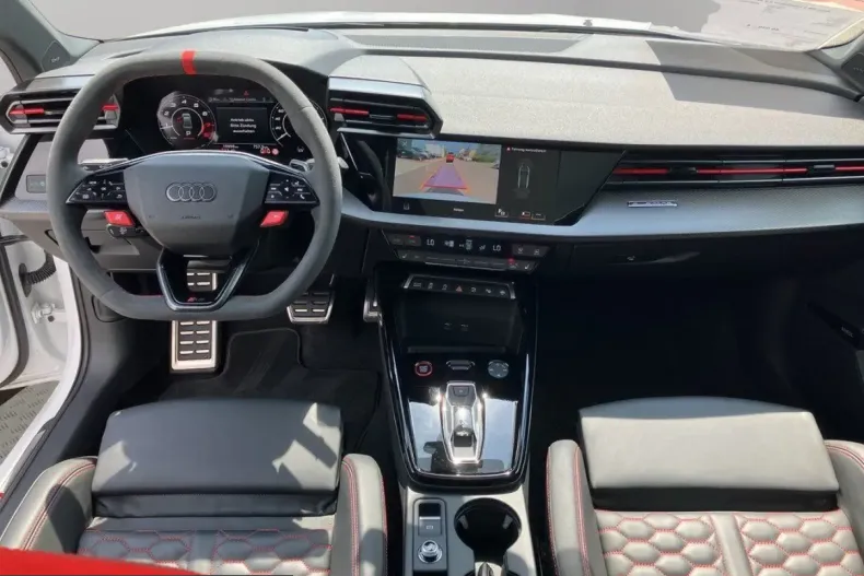 Audi RS3 din 2024 cu 20.100 km - oferta AUD242935 - foto 10
