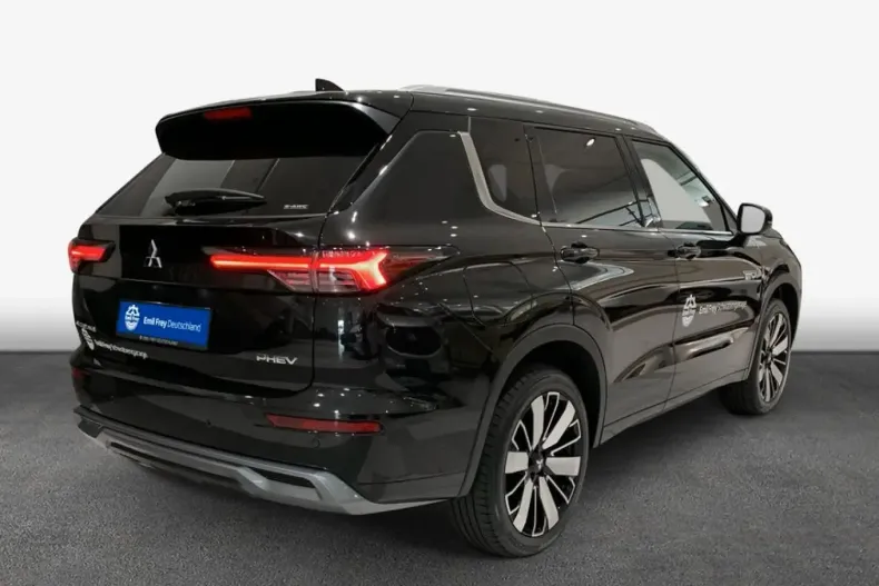 Mitsubishi Outlander din 2025 cu 19.000 km - oferta MIT242936 - foto 2