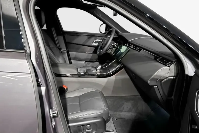 Land Rover Range Rover Velar din 2025 cu 15.500 km - oferta LAN242938 - foto 8