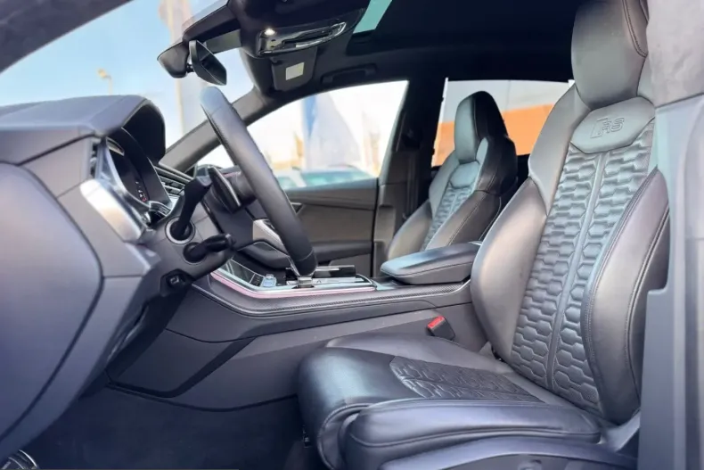 Audi RSQ8 din 2022 cu 89.518 km - oferta AUD242940 - foto 14