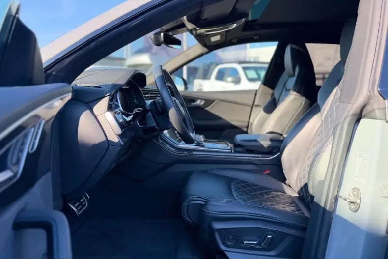Audi Q8 din 2023 cu 103.813 km - oferta AUD242941 - foto 11