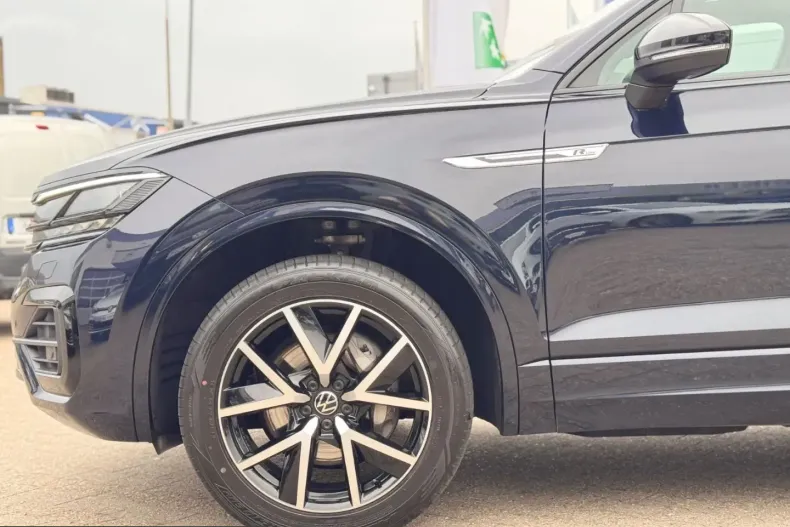 Volkswagen Touareg din 2021 cu 111.464 km - oferta VOL242942 - foto 9