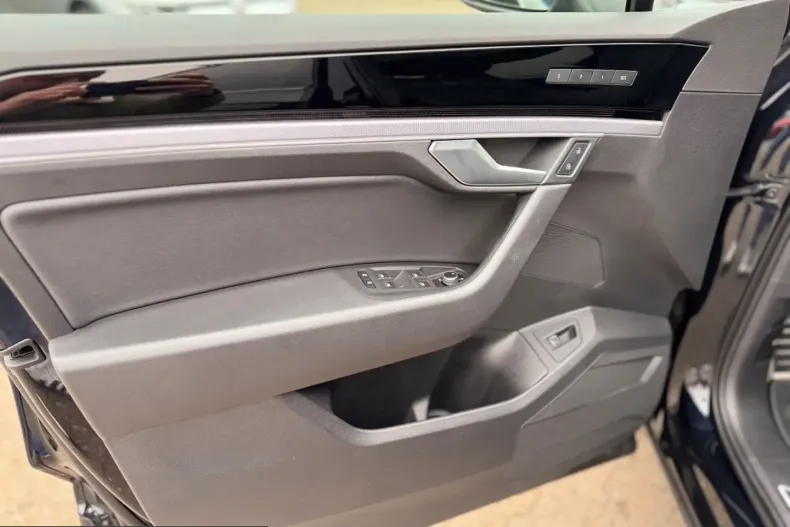 Volkswagen Touareg din 2021 cu 111.464 km - oferta VOL242942 - foto 13