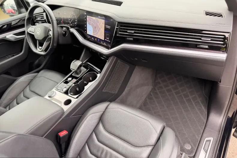 Volkswagen Touareg din 2021 cu 111.464 km - oferta VOL242942 - foto 24