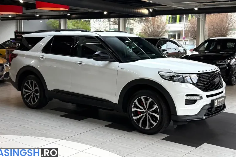 Ford Explorer din 2023 cu 69.385 km - oferta FOR242945 - foto 5