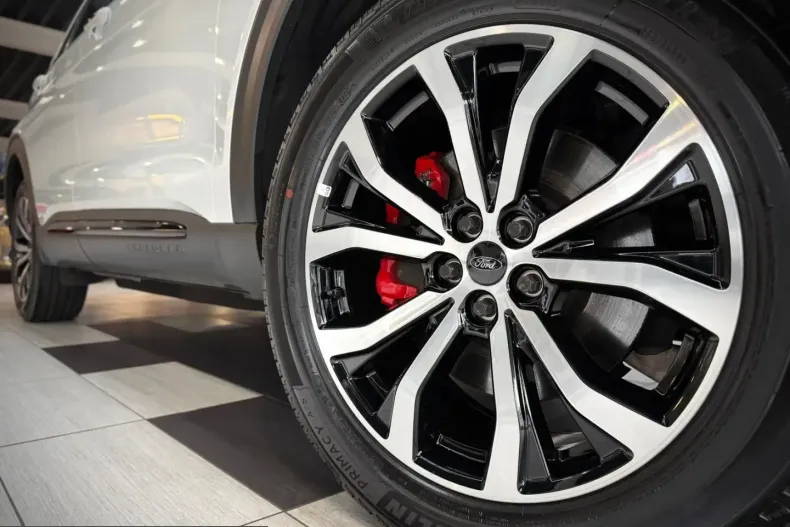 Ford Explorer din 2023 cu 69.385 km - oferta FOR242945 - foto 6