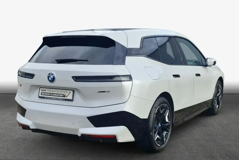 BMW iX din 2023 cu 8.230 km - oferta BMW242947 - foto 2