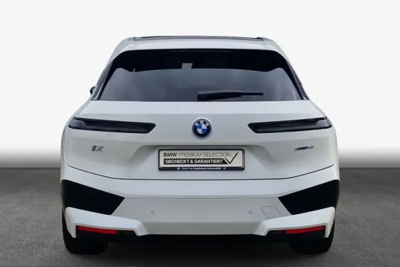 BMW iX din 2023 cu 8.230 km - oferta BMW242947 - foto 4