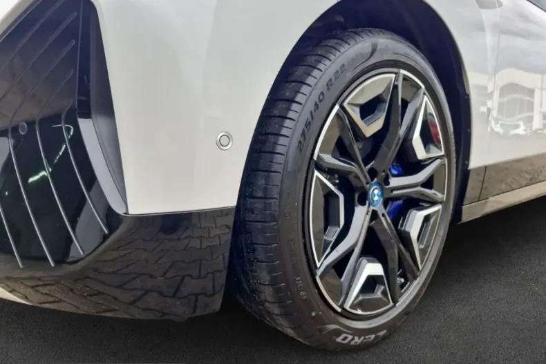 BMW iX din 2023 cu 8.230 km - oferta BMW242947 - foto 5