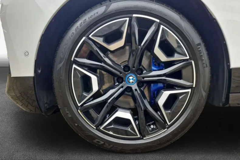 BMW iX din 2023 cu 8.230 km - oferta BMW242947 - foto 6
