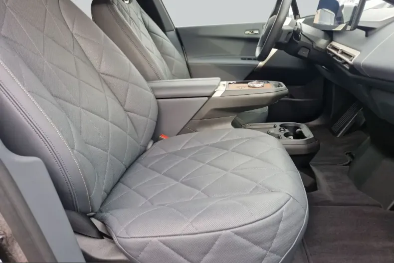 BMW iX din 2023 cu 8.230 km - oferta BMW242947 - foto 12