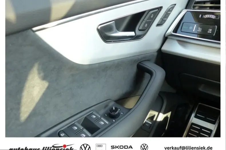 Audi Q8 din 2024 cu 49.150 km - oferta AUD242950 - foto 15