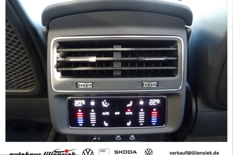 Audi Q8 din 2024 cu 49.150 km - oferta AUD242950 - foto 28