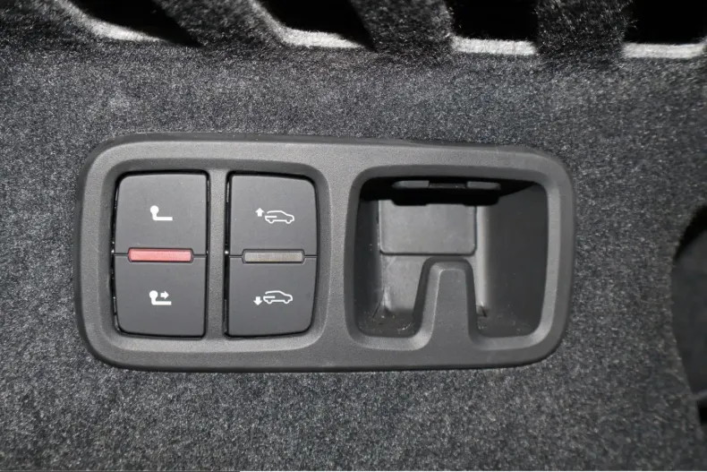 Audi RSQ8 din 2025 cu 29.409 km - oferta AUD242951 - foto 14