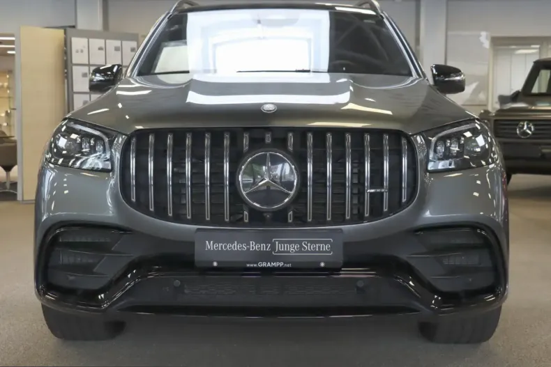 Mercedes-Benz GLS 63 AMG (Clasa GLS) din 2025 cu 5.100 km - oferta MER242953 - foto 2