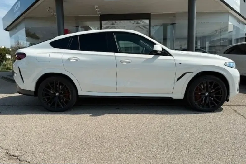 BMW X6 (Seria X) din 2025 cu 5.900 km - oferta BMW242954 - foto 4