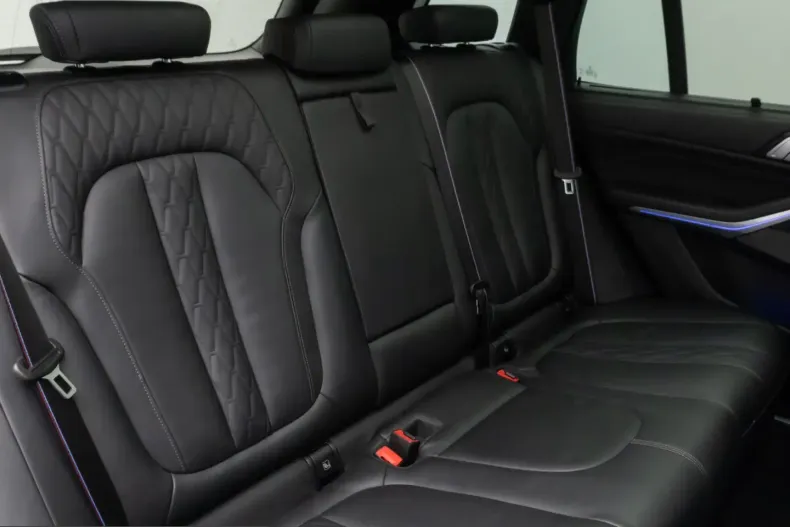 BMW X5 (Seria X) din 2024 cu 30.558 km - oferta BMW242955 - foto 28