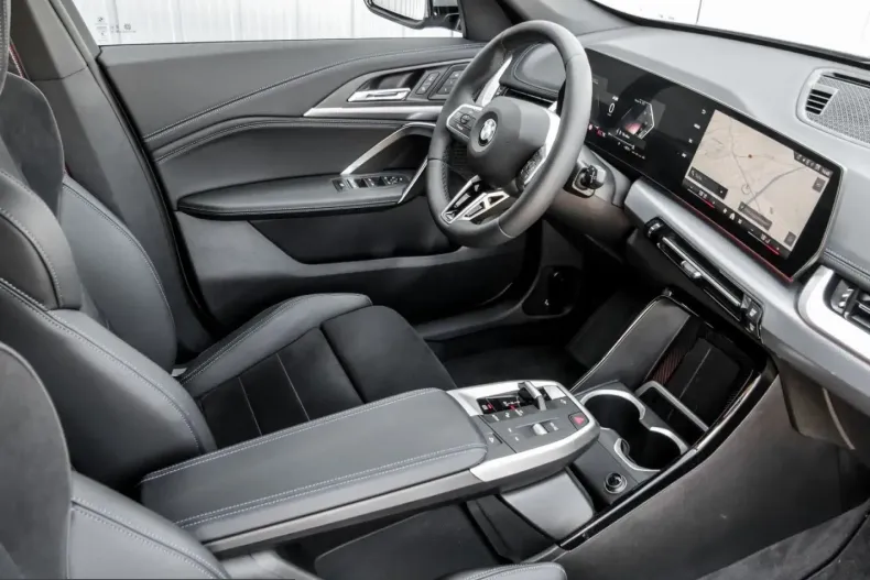 BMW X1 (Seria X) din 2024 cu 29.990 km - oferta BMW242958 - foto 3
