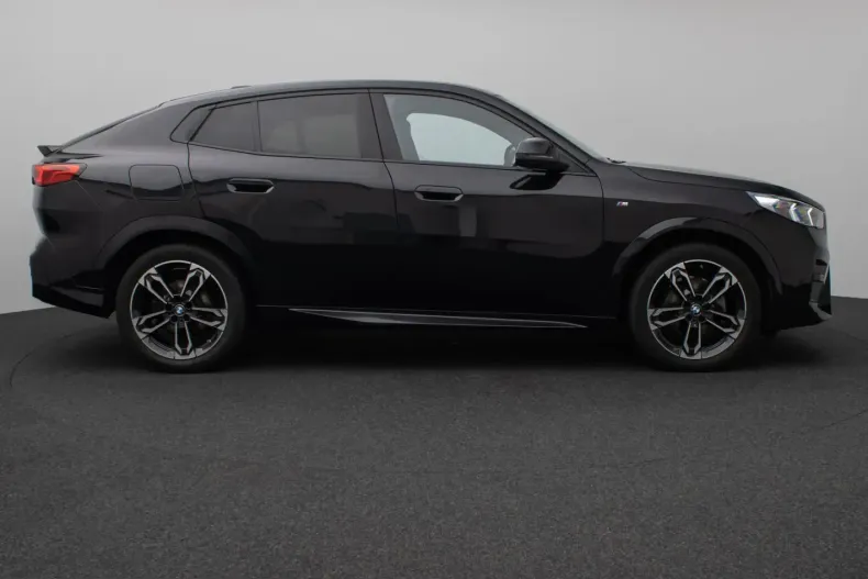BMW X2 (Seria X) din 2024 cu 29.427 km - oferta BMW242959 - foto 4