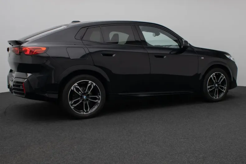 BMW X2 (Seria X) din 2024 cu 29.427 km - oferta BMW242959 - foto 5