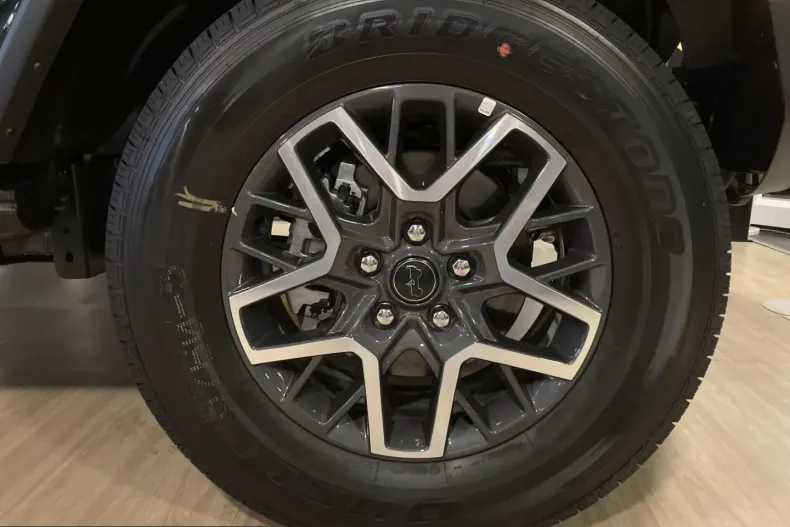 Jeep Wrangler din 2025 cu 9.900 km - oferta JEE242963 - foto 13