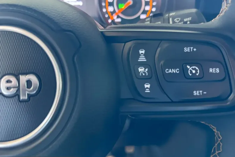 Jeep Wrangler din 2023 cu 51.368 km - oferta JEE242967 - foto 16