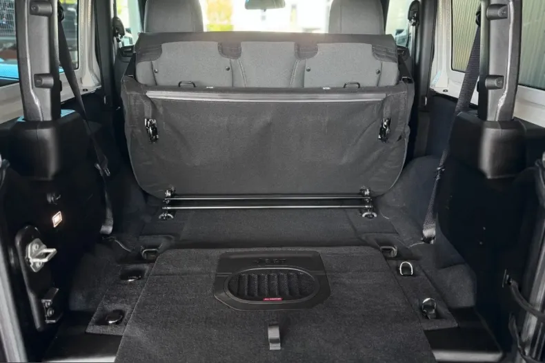 Jeep Wrangler din 2023 cu 51.368 km - oferta JEE242967 - foto 24