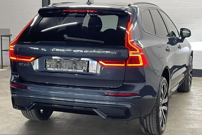 Volvo XC60 din 2021 cu 68.000 km - oferta VOL242971 - foto 6