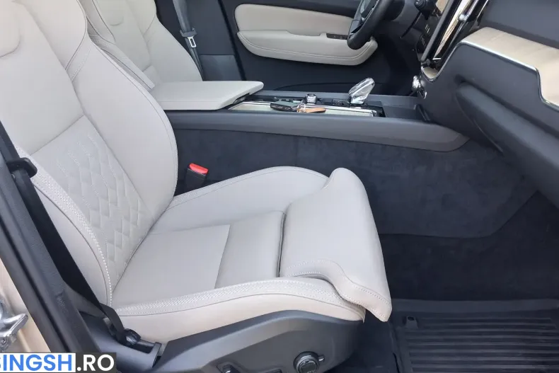 Volvo XC60 din 2026 cu 3.167 km - oferta VOL242972 - foto 40