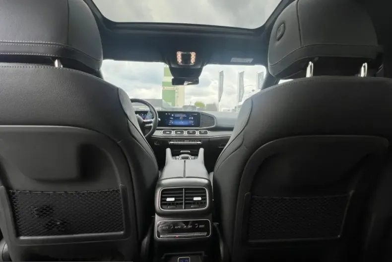 Mercedes-Benz GLE 450 (Clasa GLE) din 2025 cu 29.900 km - oferta MER242981 - foto 24