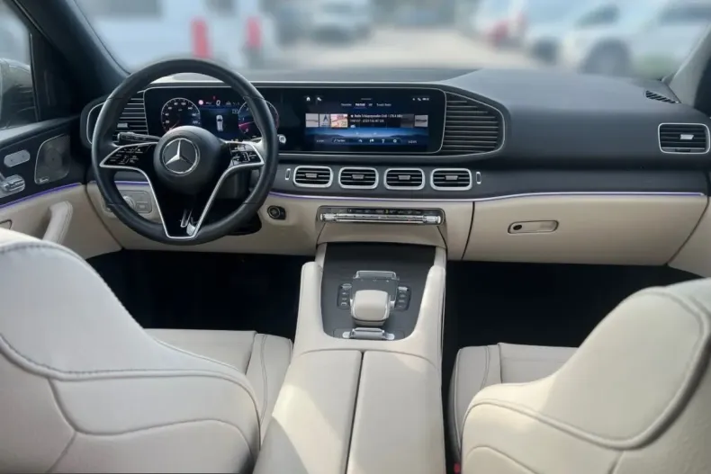 Mercedes-Benz GLE 450 (Clasa GLE) din 2025 cu 29.900 km - oferta MER242982 - foto 10