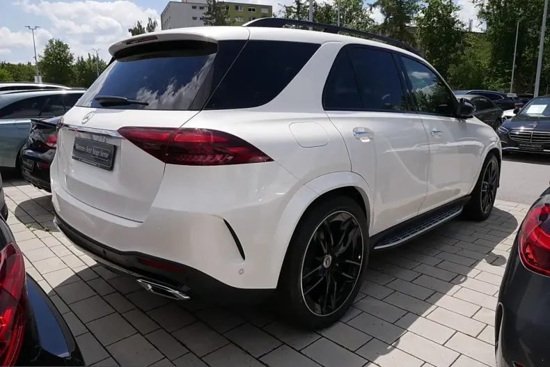 Mercedes-Benz GLE 450 (Clasa GLE) din 2024 cu 25.129 km - oferta MER242984 - foto 3
