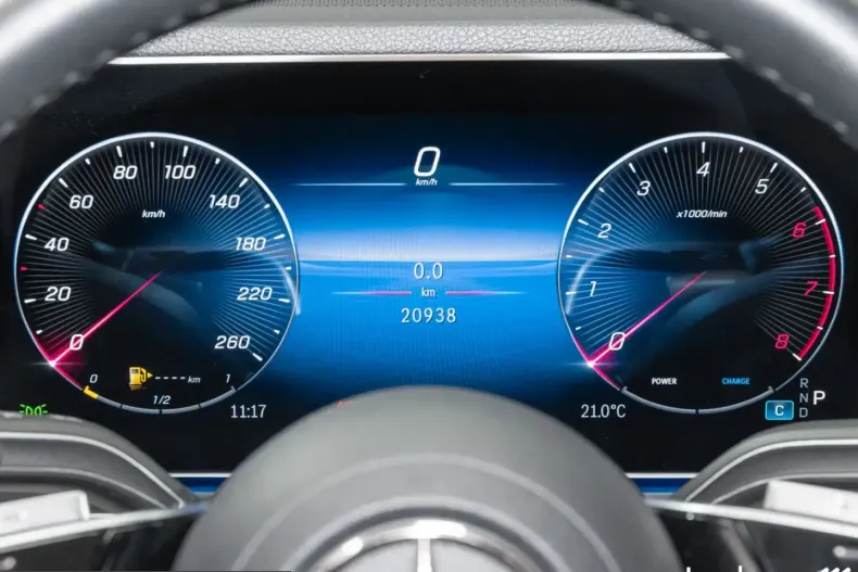 Mercedes-Benz GLE 450 (Clasa GLE) din 2025 cu 20.000 km - oferta MER242991 - foto 22