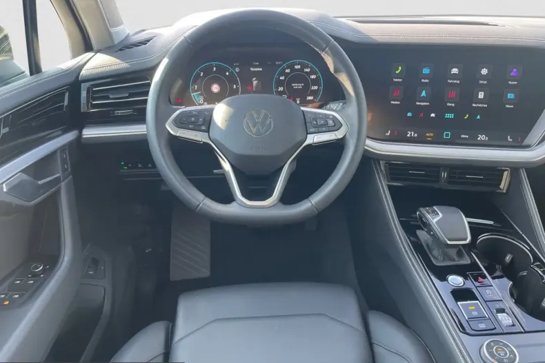 Volkswagen Touareg din 2025 cu 19.060 km - oferta VOL242995 - foto 6